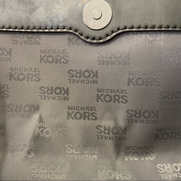 Michael Kors Purse - Picture 8 of 8